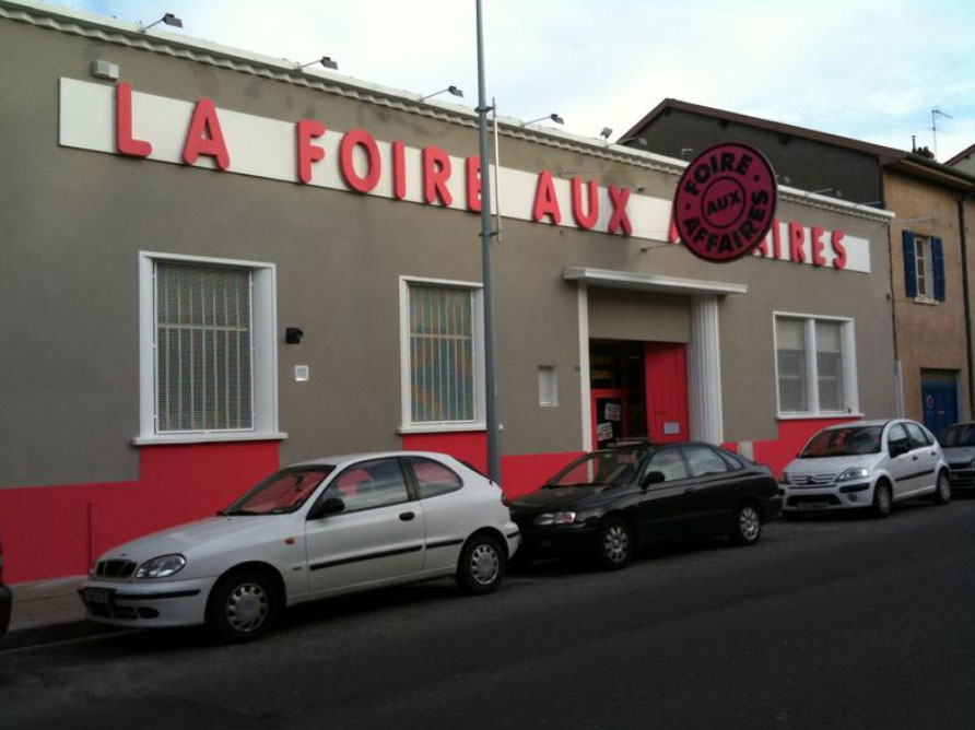 Photographie du magasin de Saône Achats - soldeur en France et en Europe - à Villefranche-sur-Saône